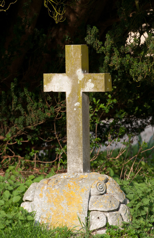 Old Cross Grave